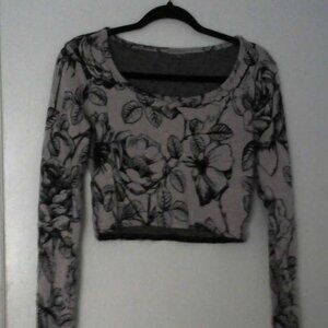 Long sleeve crop top